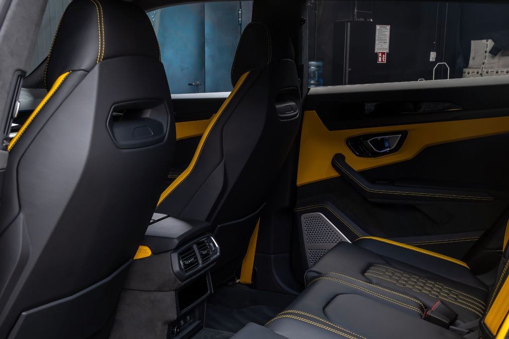 Lamborghini Urus 2025