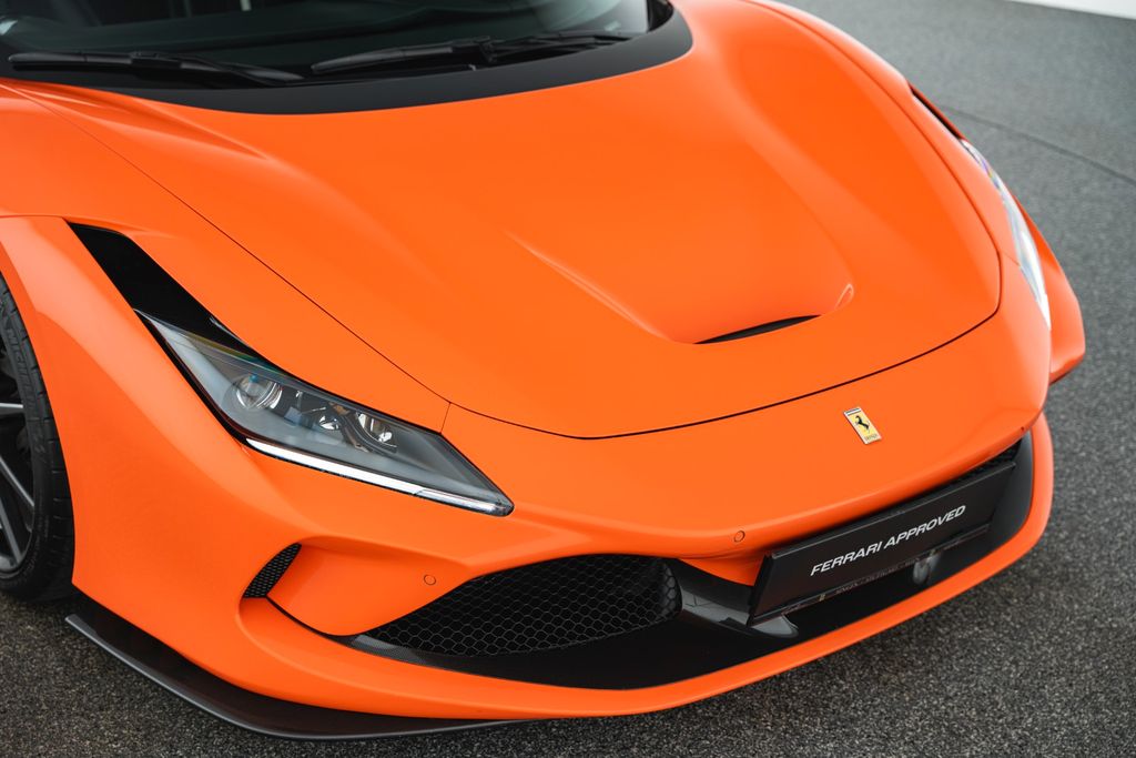 Ferrari F8 2022