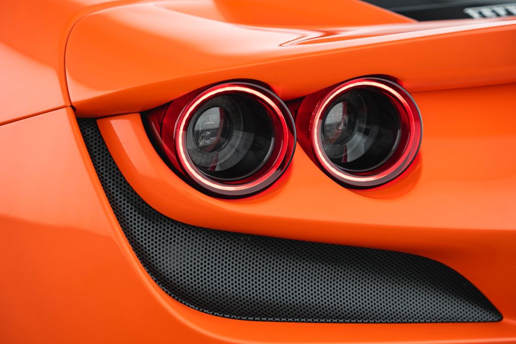 Ferrari F8 2022