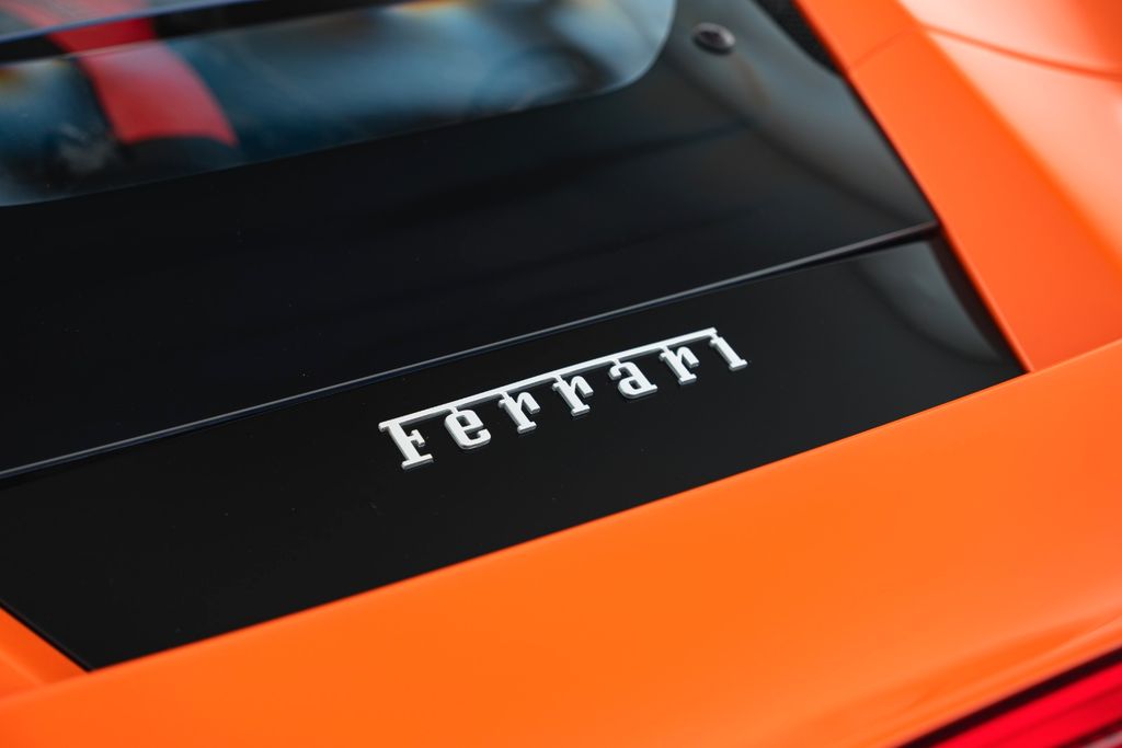 Ferrari F8 2022