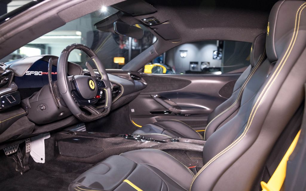 Ferrari SF90 2024