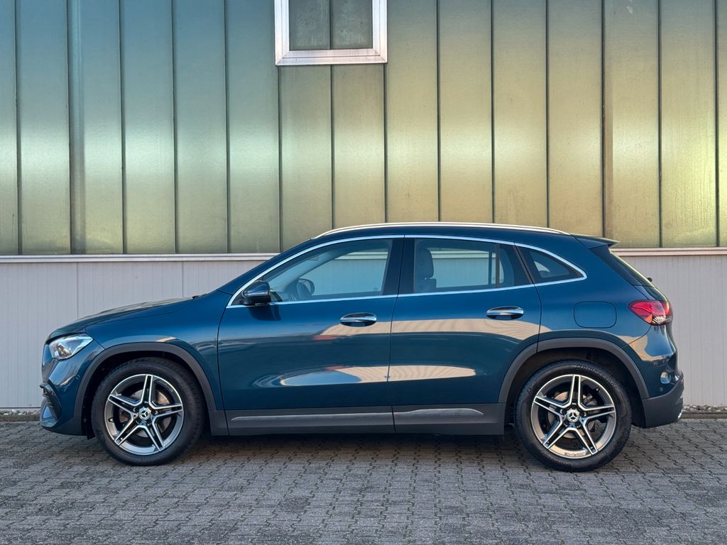 Mercedes-Benz GLA 200 2021