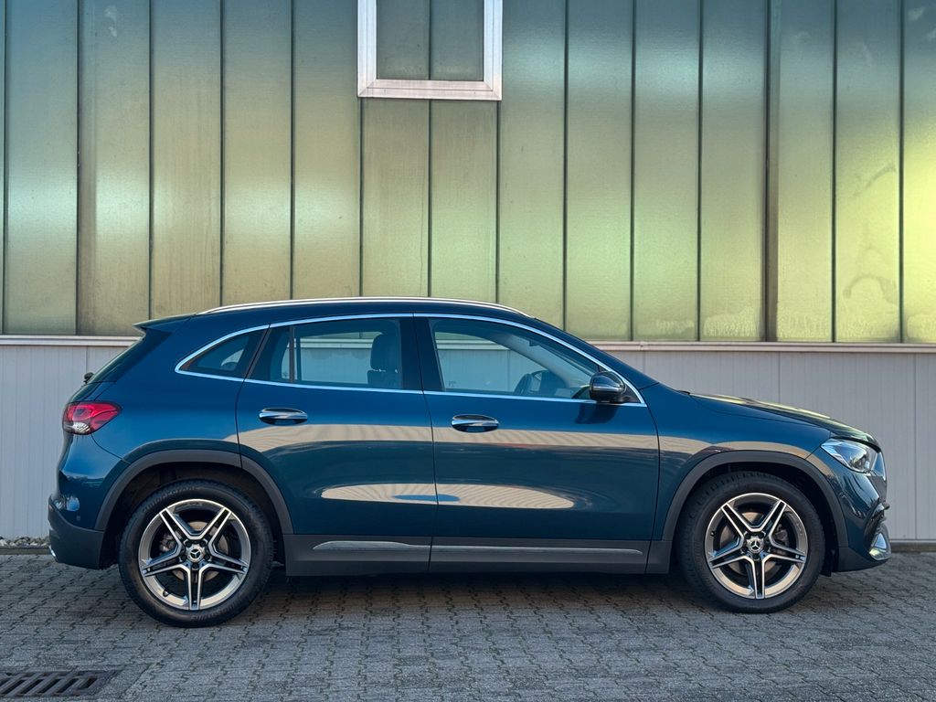 Mercedes-Benz GLA 200 2021