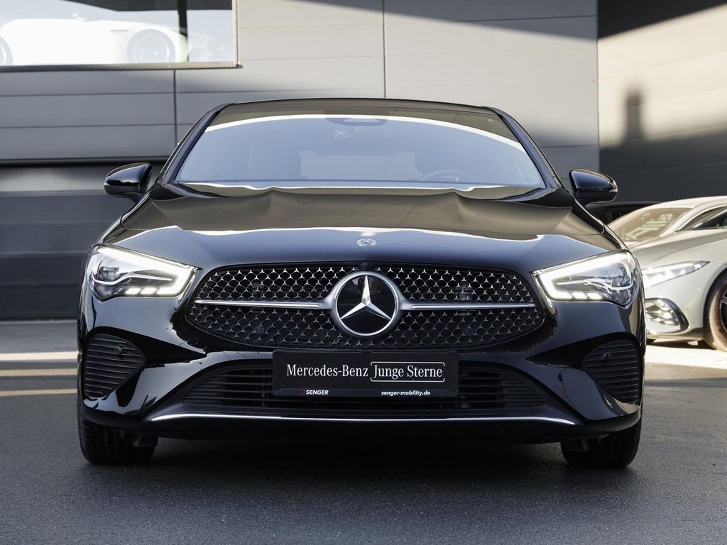 Mercedes-Benz CLA 180 2024