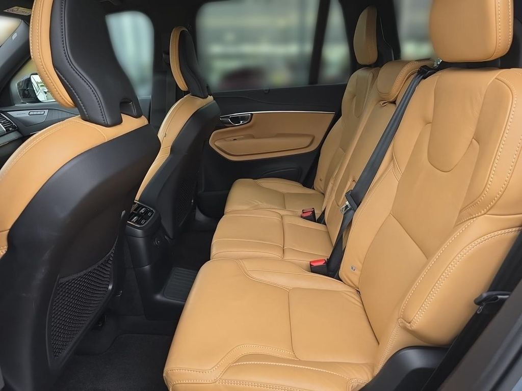 Volvo XC90 2022