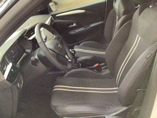 Opel Corsa 2025