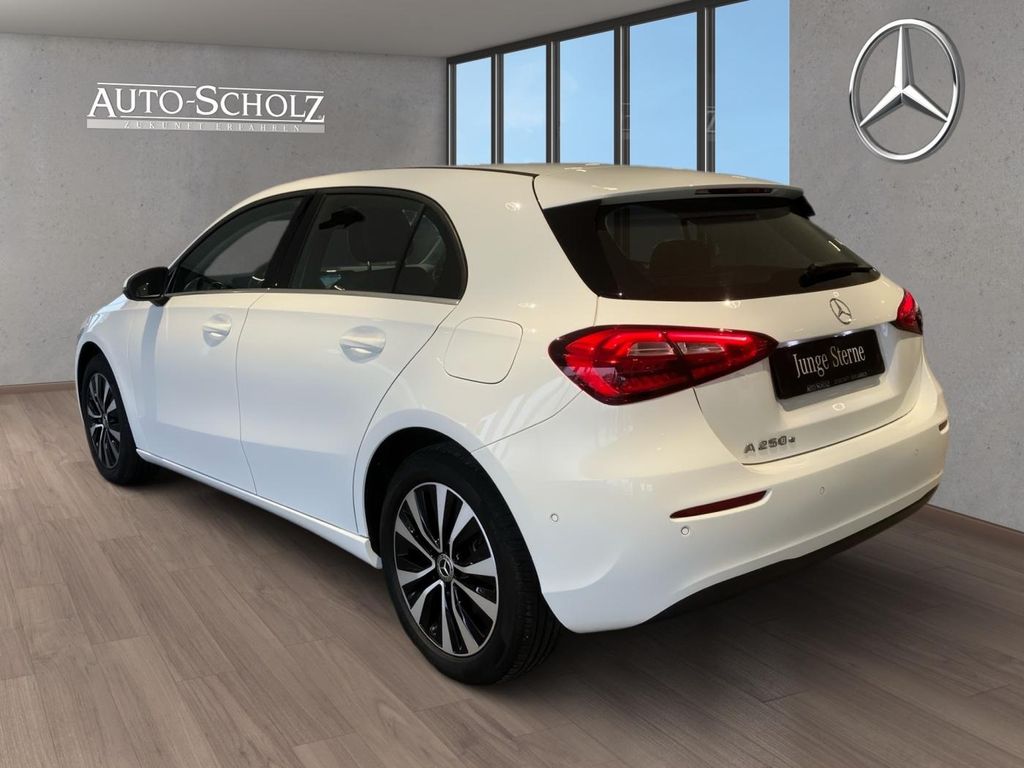 Mercedes-Benz A 250 2022