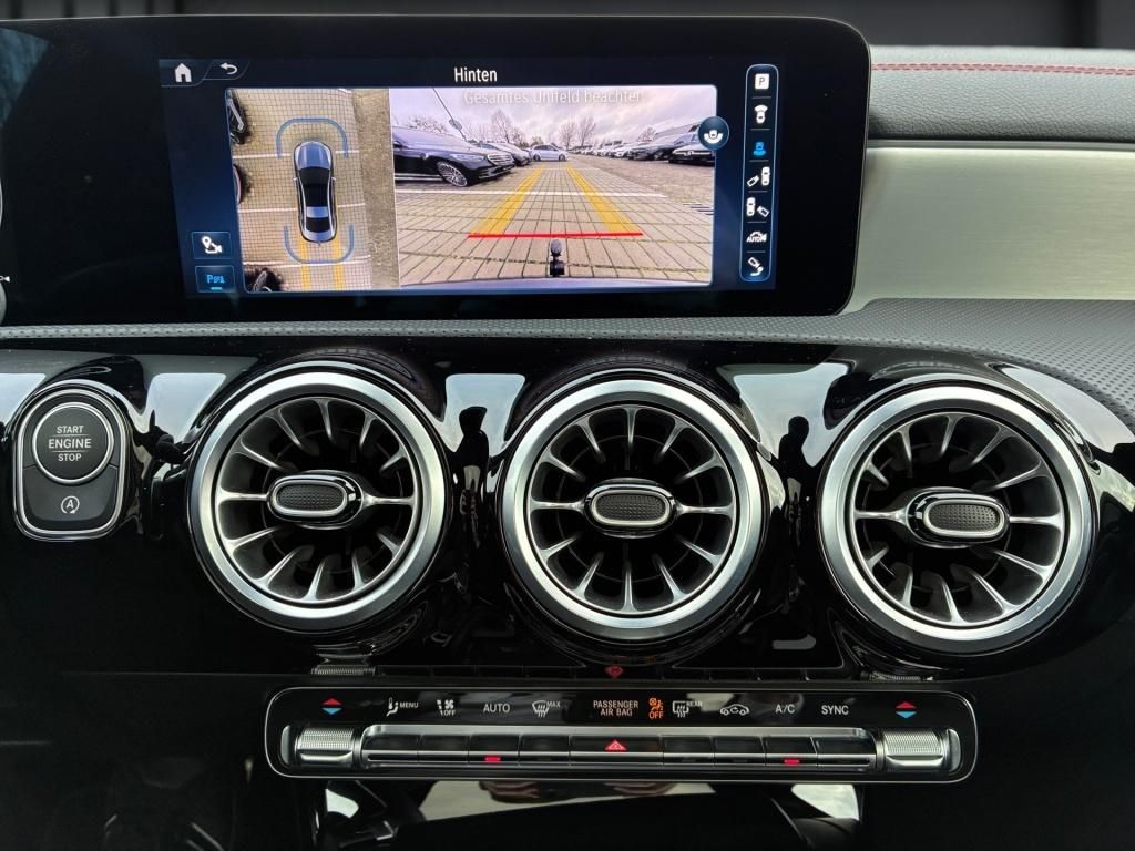 Mercedes-Benz CLA 200 2024