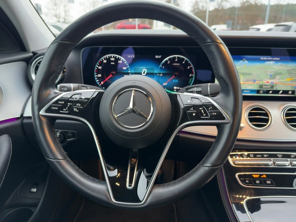Mercedes-Benz E 300 2022