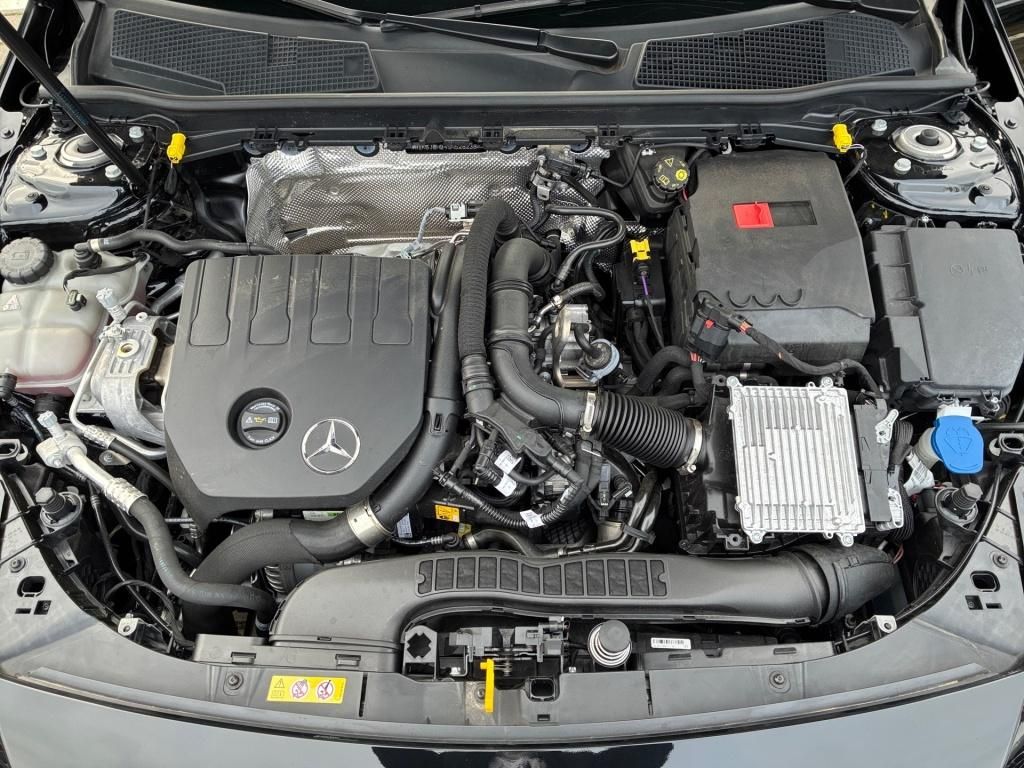 Mercedes-Benz CLA 200 2024