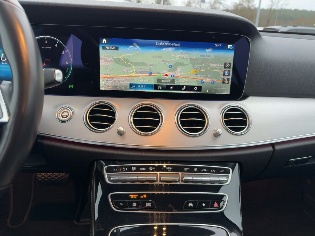 Mercedes-Benz E 300 2022