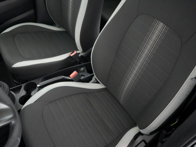Hyundai i10 2025