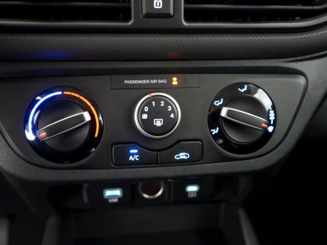 Hyundai i10 2025