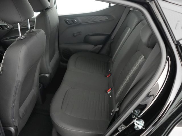 Hyundai i10 2025