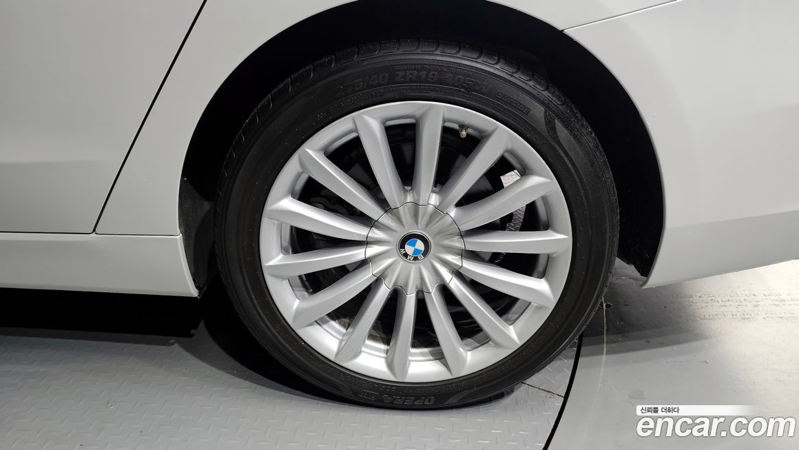 BMW Gran Turismo 2021