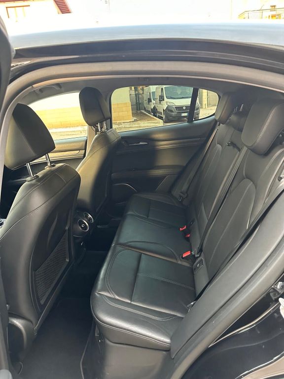 Alfa Romeo Stelvio 2018