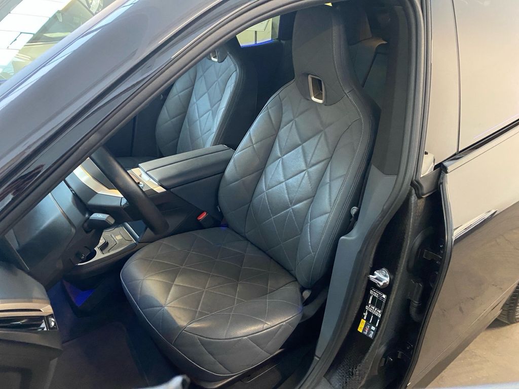 BMW iX 2023
