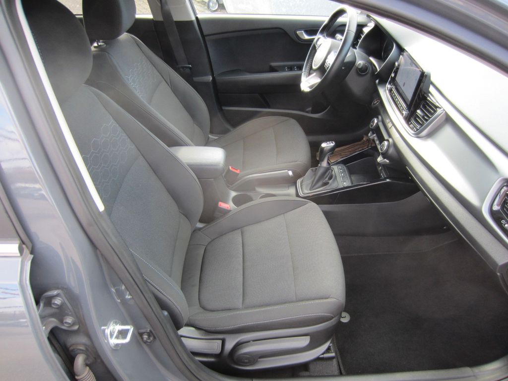 Kia Rio 2022