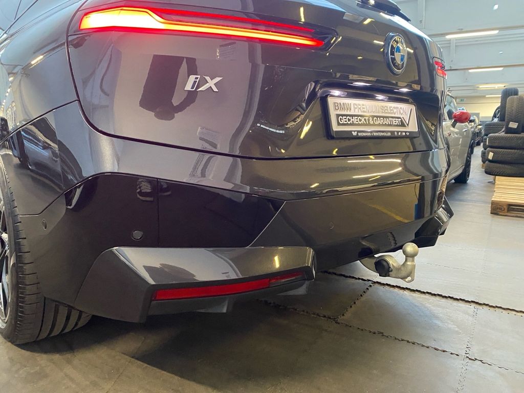 BMW iX 2023