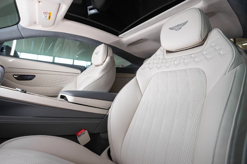 Bentley Continental GT 2025