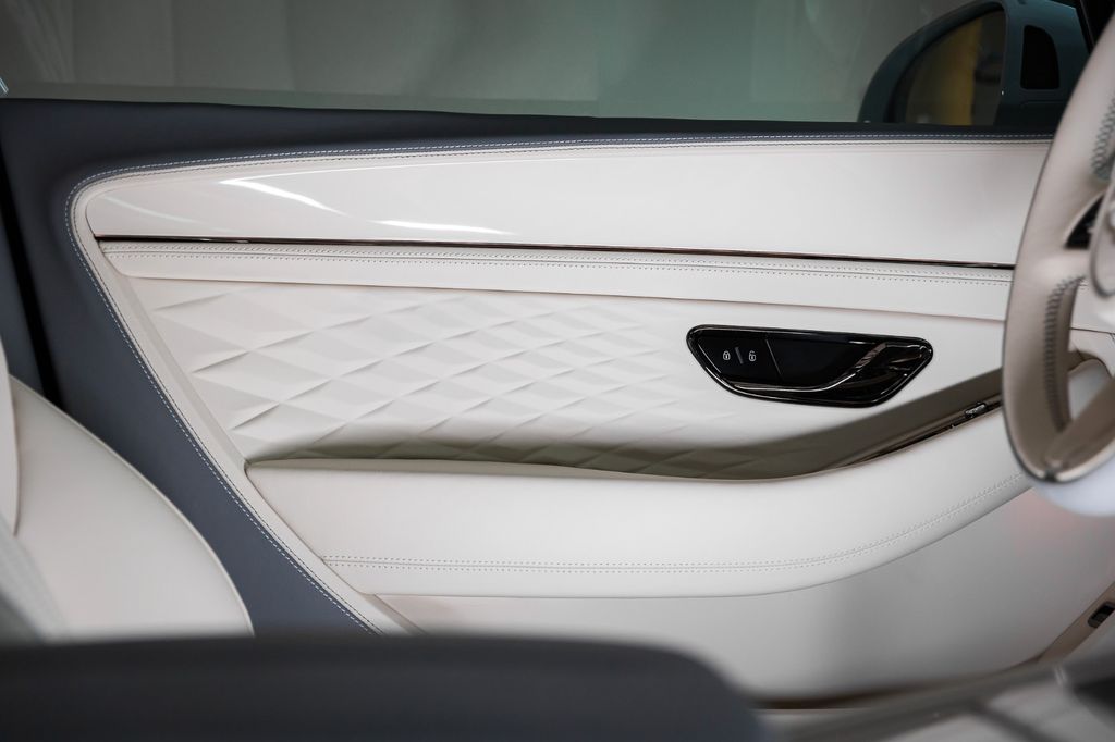 Bentley Continental GT 2025