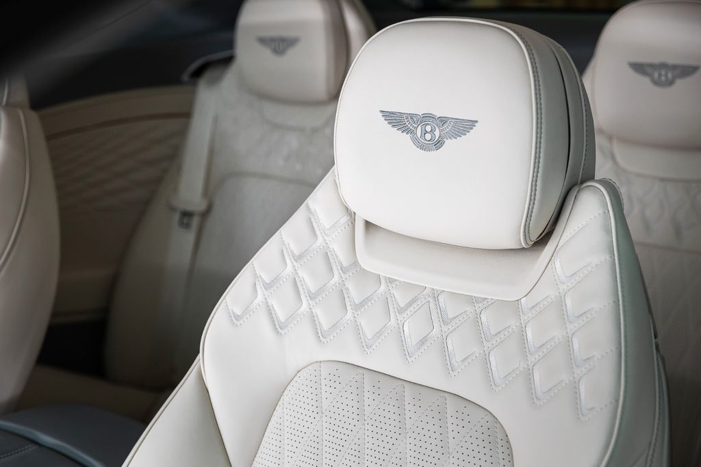 Bentley Continental GT 2025