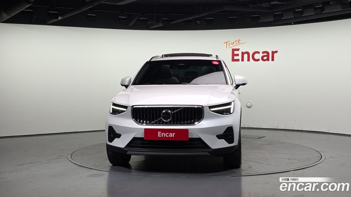 Volvo XC40 2023