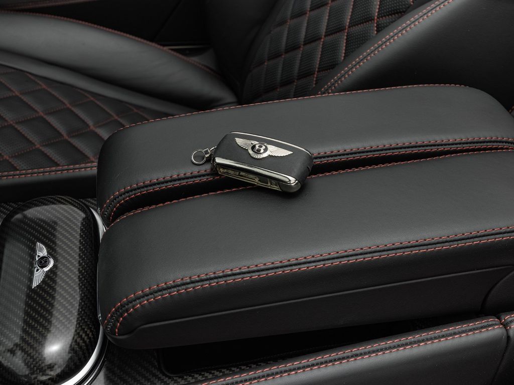 Bentley Continental GTC 2018