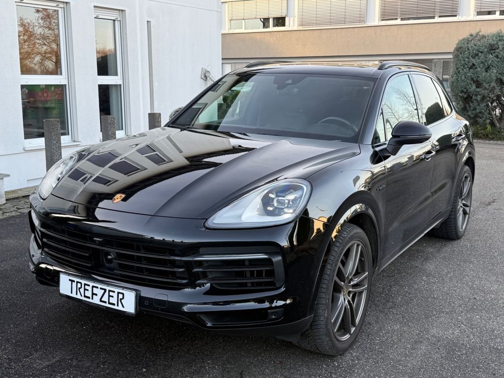 Porsche Cayenne 2021