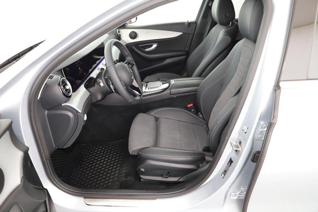 Mercedes-Benz E 220 2022