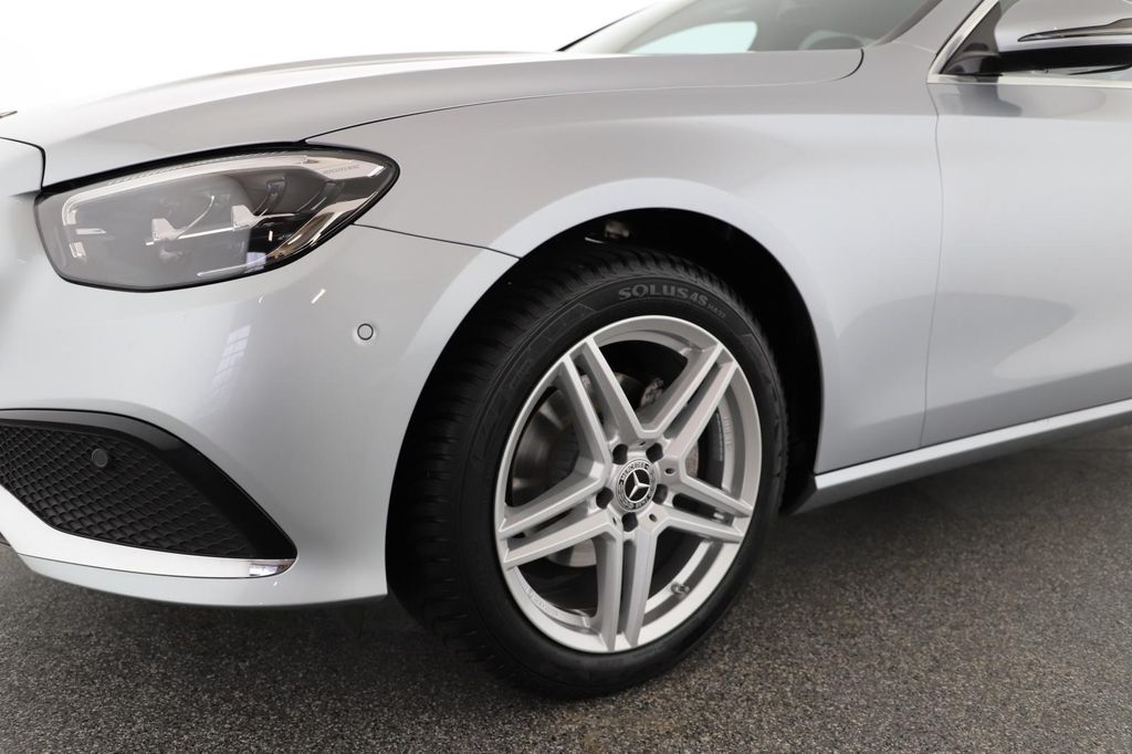 Mercedes-Benz E 220 2022