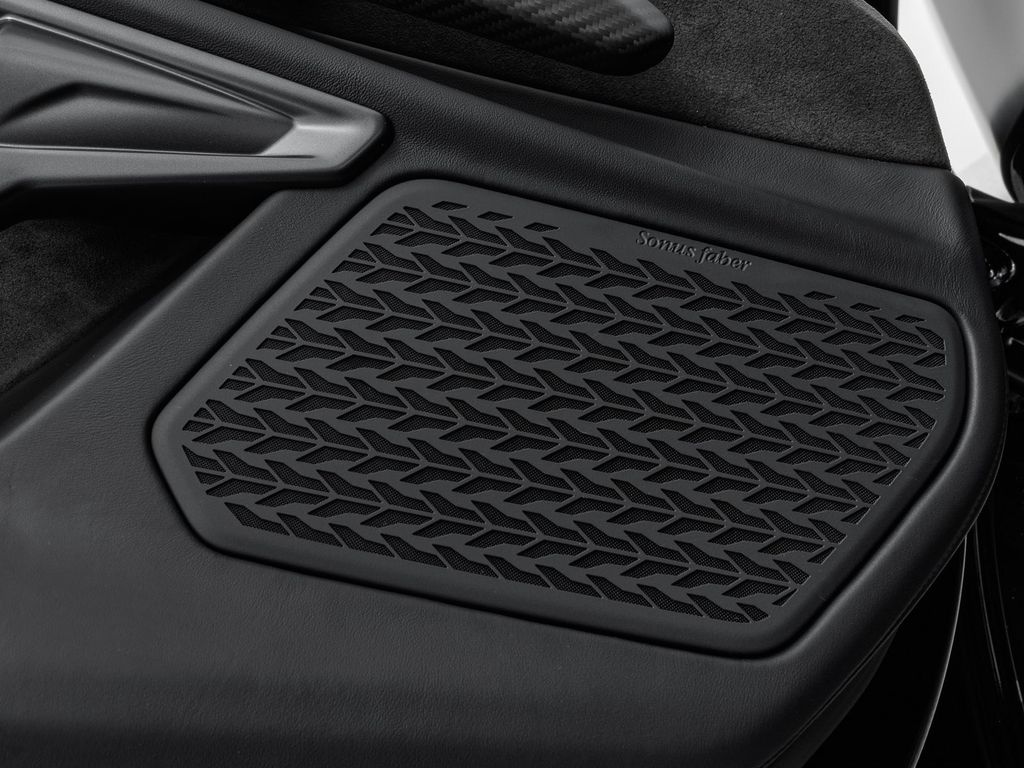 Lamborghini Revuelto 2025