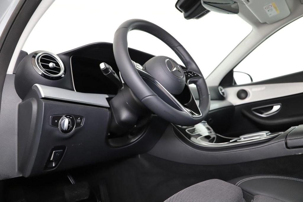 Mercedes-Benz E 220 2022