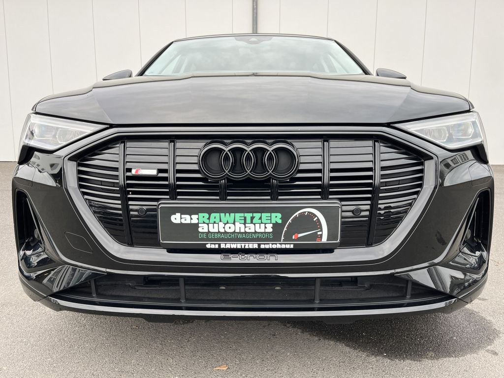 Audi e-tron 2022