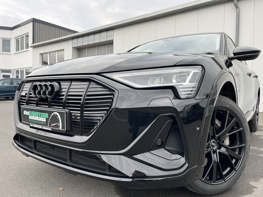Audi e-tron 2022