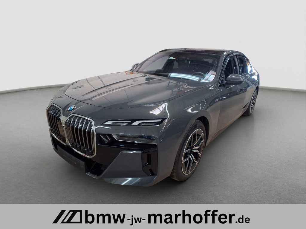 BMW 740 2024