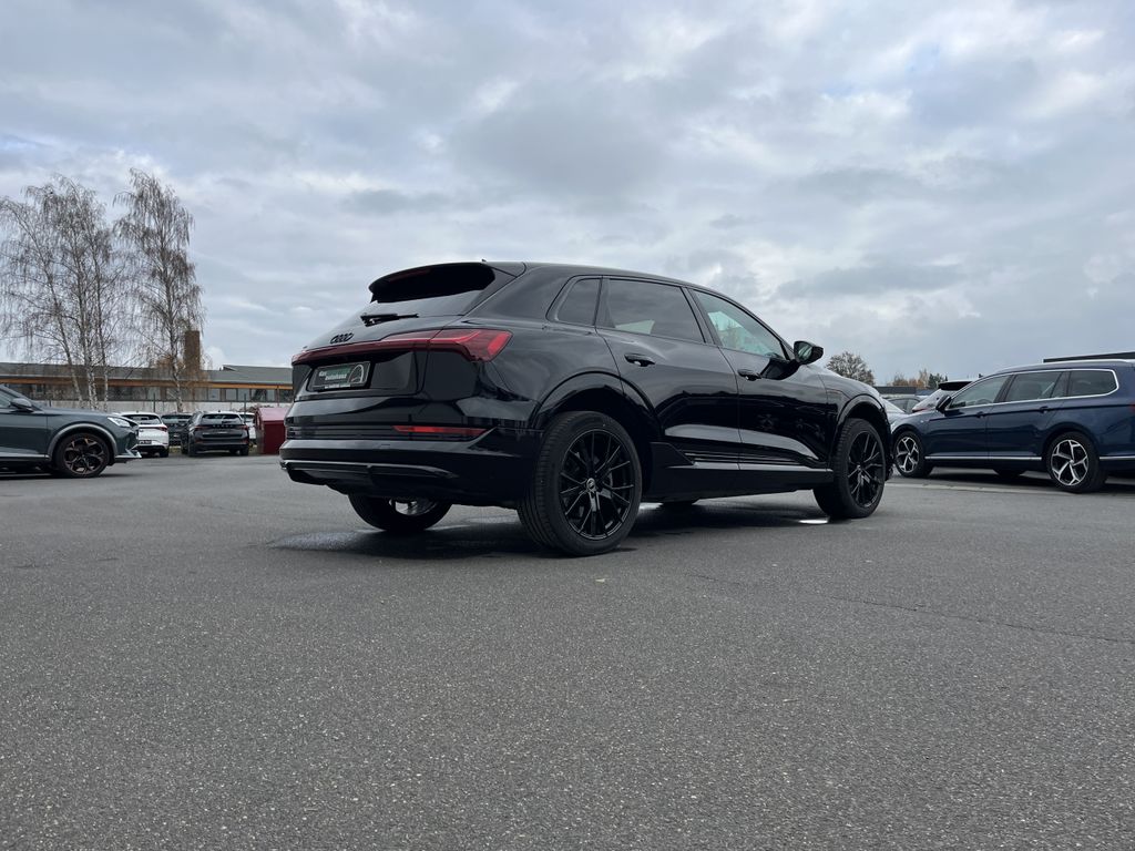 Audi e-tron 2022