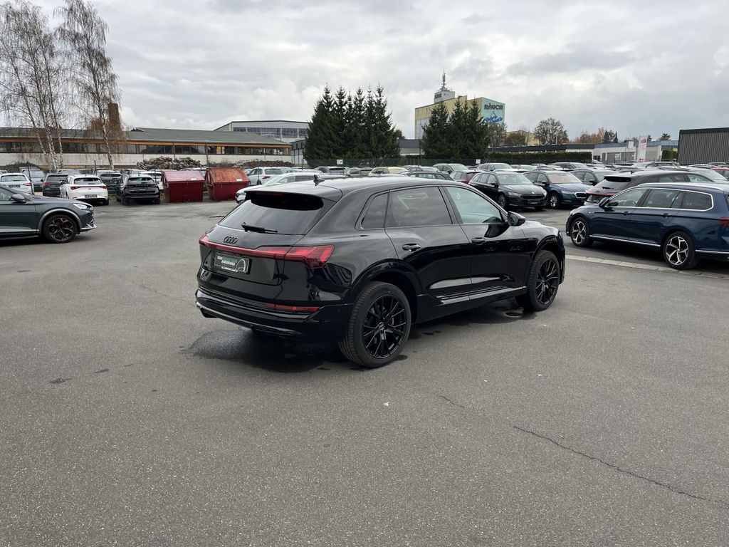 Audi e-tron 2022