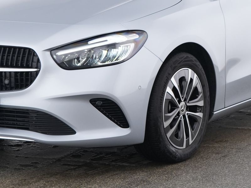 Mercedes-Benz B 220 2024