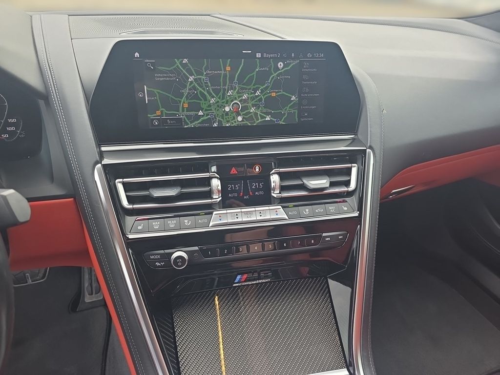 BMW M8 2021