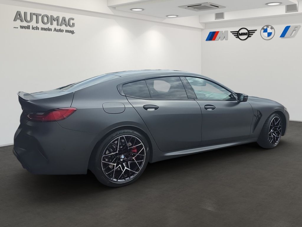 BMW M8 2021