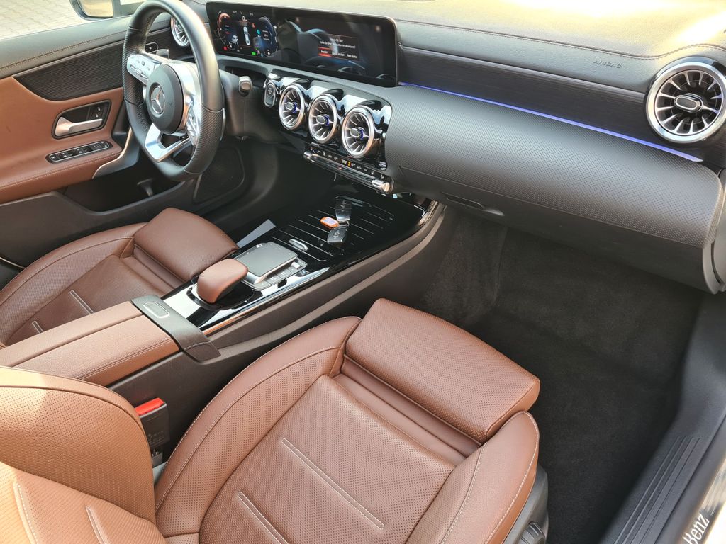 Mercedes-Benz CLA 250 2021