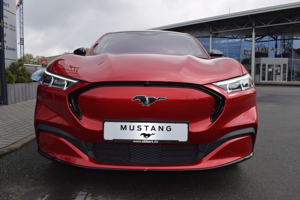 Ford Mustang Mach-E 2021