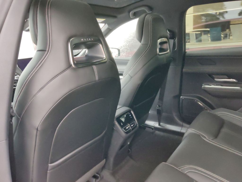Mazda 6e