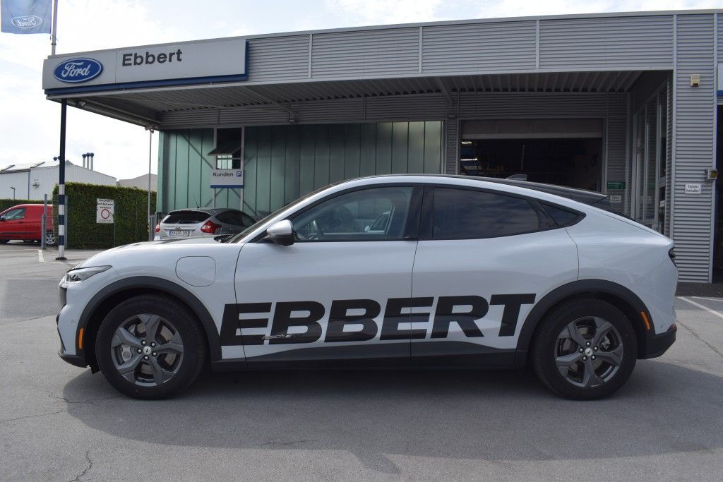 Ford Mustang Mach-E 2022