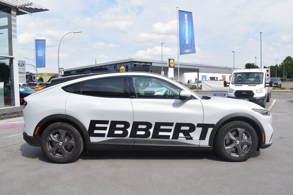 Ford Mustang Mach-E 2022
