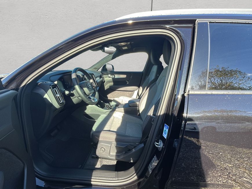 Volvo XC40 2024