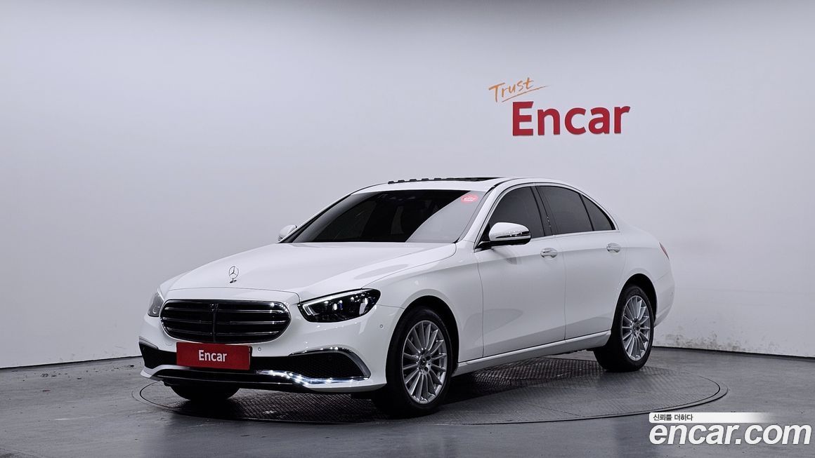 Mercedes-Benz E-Class 2023