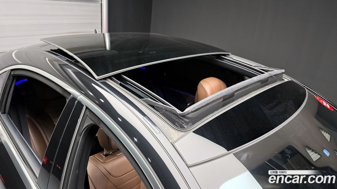 Mercedes-Benz S-Class 2020