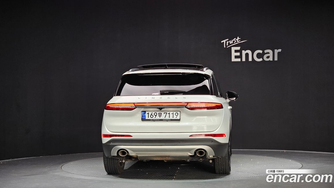 Lincoln Corsair 2020